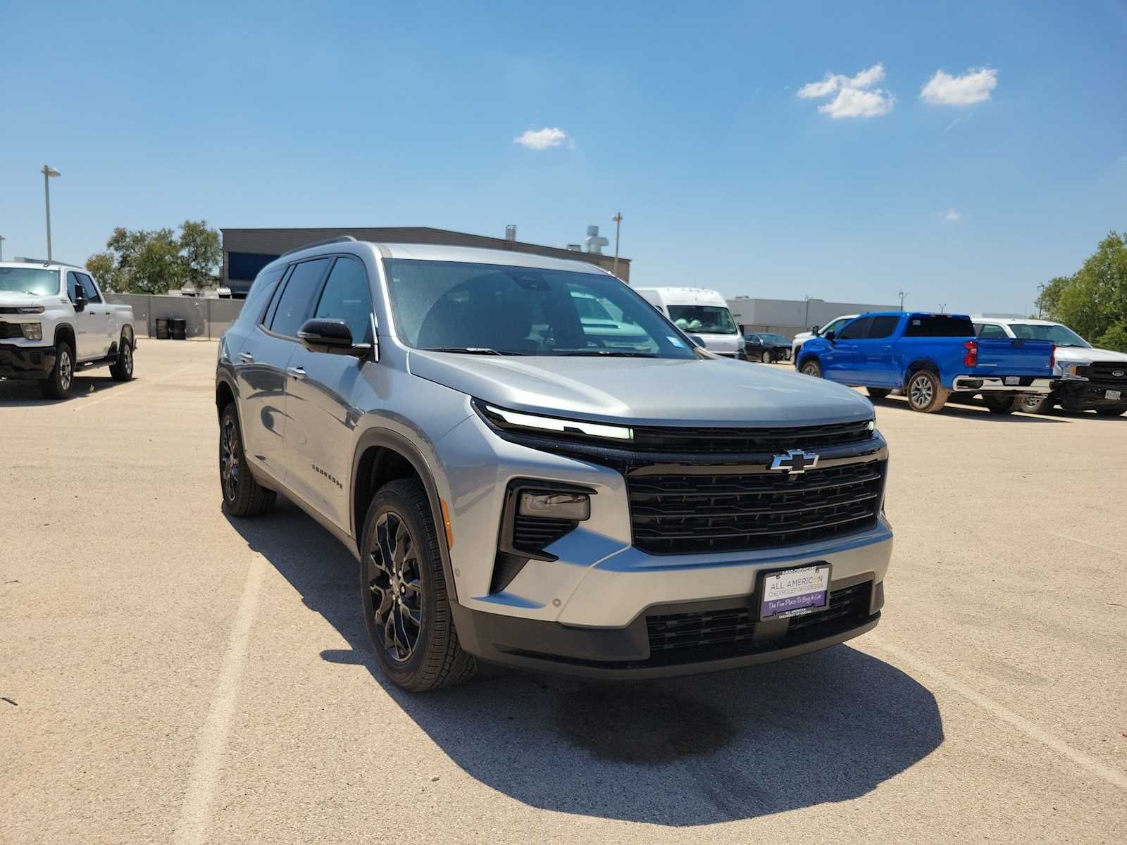 2026 Chevrolet Traverse — side profile view