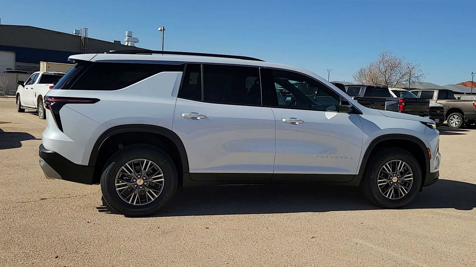 2026 Chevrolet Traverse — side profile view