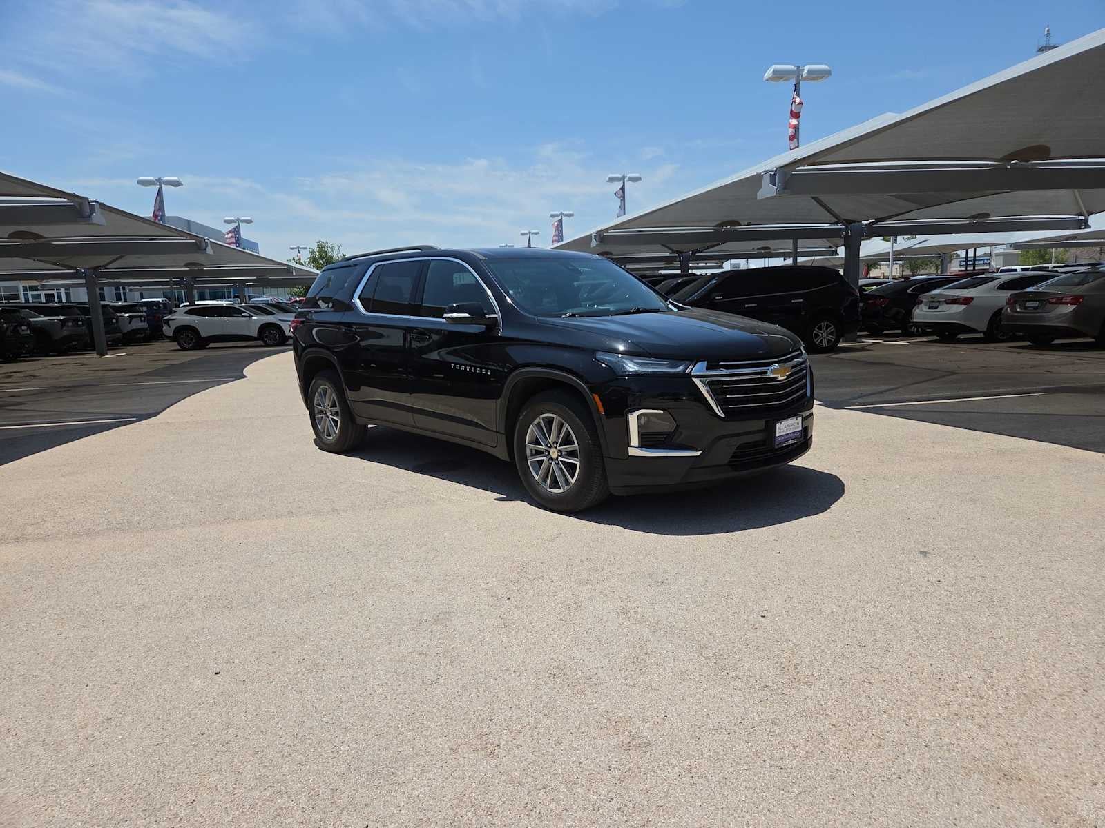2023 Chevrolet Traverse — side profile view